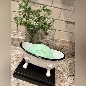 Enamel Soap Dish